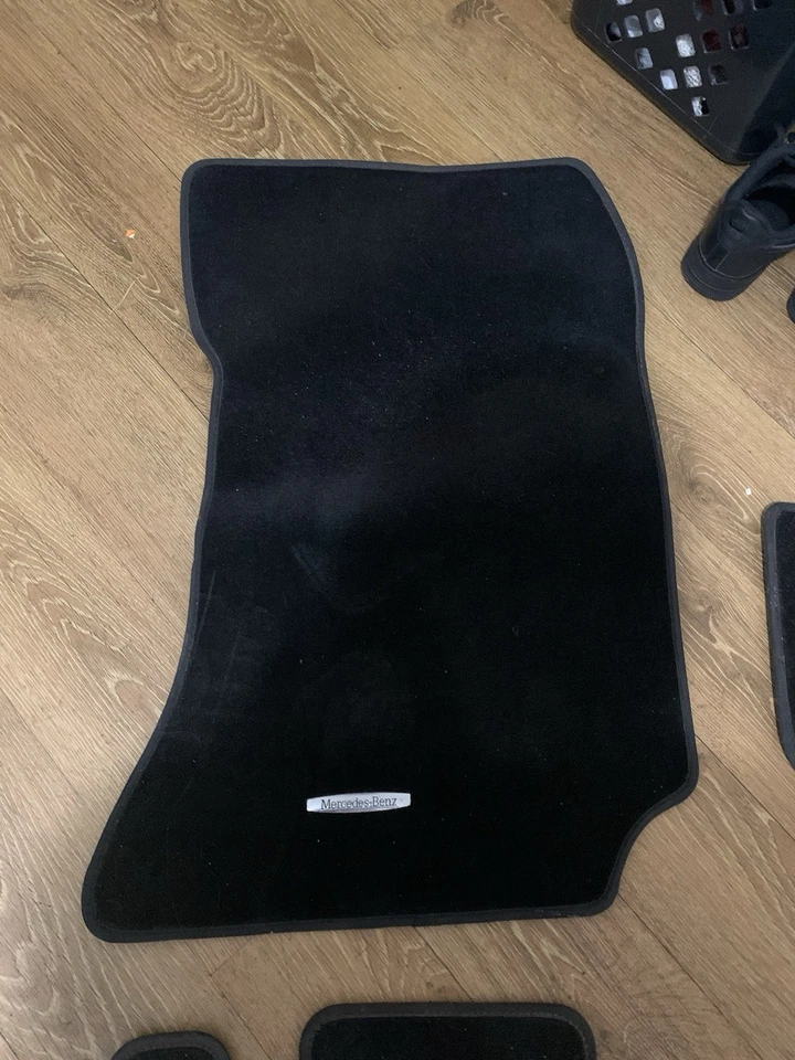 Автомобильные напольные коврики Mercedes-Benz Cls 550 - Изображение 4 из 4