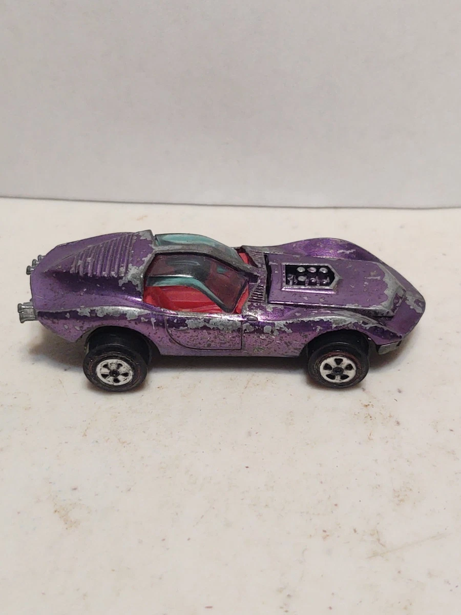 Johnny Lightning Purple 1969 Vehicle Year Vintage Manufacture