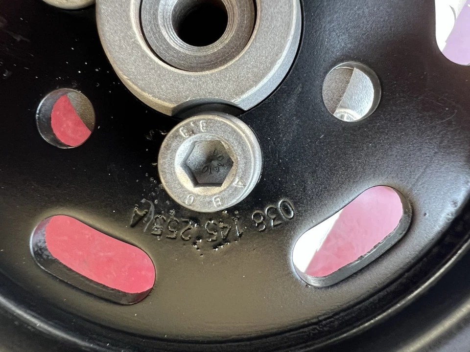 Volkswagen of America 038145255A - Power Steering Pump And Pulley - Image 4 of 4