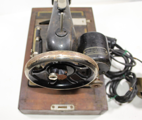 Vintage 1930's Whippet Model Sewing Machine By Westinghouse Working See Descript - Picture 8 of 24