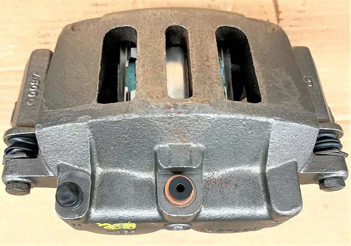 REMAN MOTORCRAFT RIGHT FRONT CALIPER W/PADS 141.61075 FITS FORD 