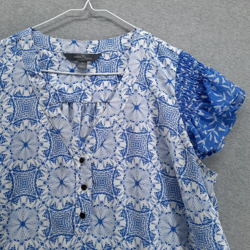 Market & Spruce Blouse Womens 1X Blue White Geometric 1/4 Button Lightweight Top - Image 3 of 4