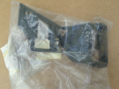 Opel Senator B Stoßstange hinten Gleitstück Besfestigung 90378014