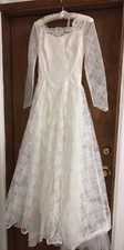 Womens Wedding Gown, White,veil, Train, NO SIZE LABEL, See Pics vntg CR 39