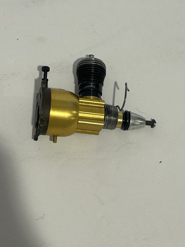 Moteur COX GOLDEN BEE - Modélisme