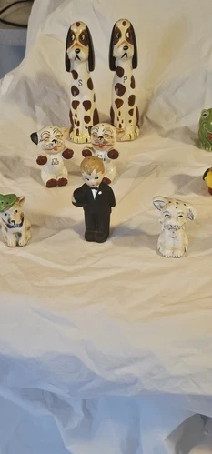 Antique Salt And Pepper Shakers - Imagen 7 de 10