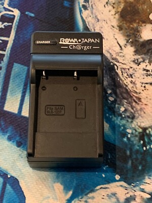 ROWA JAPAN (IO-528) BATTERY CHARGER - AU STOCK !