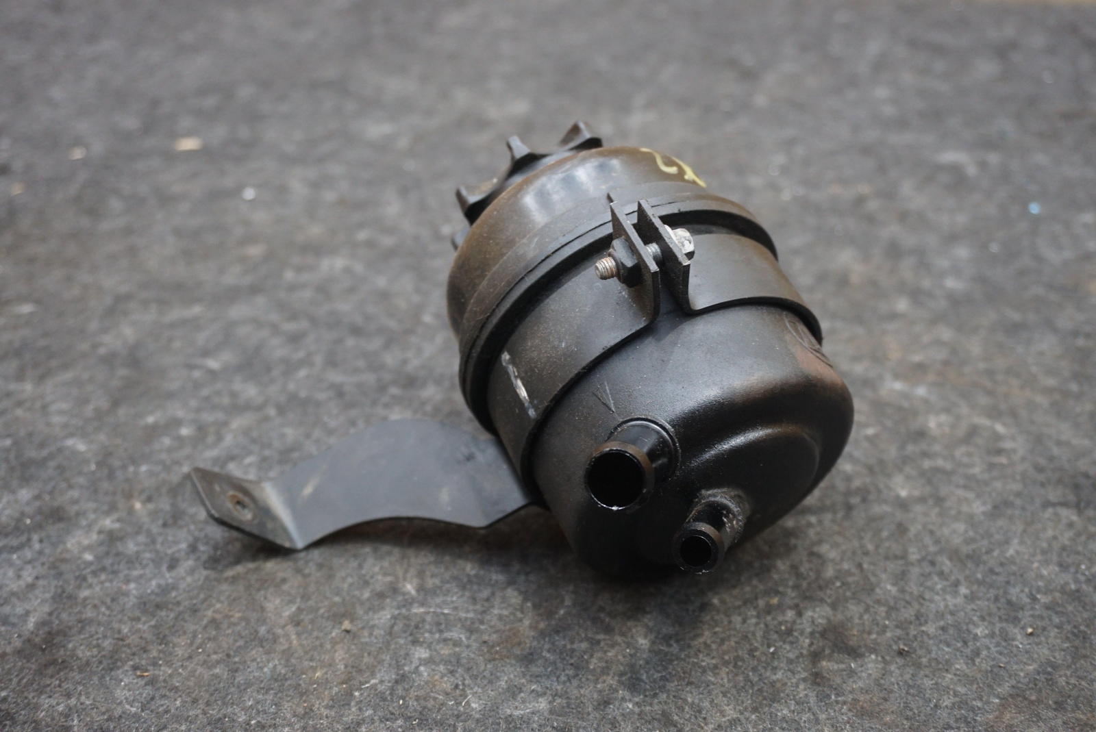 Power Steering Fluid Reservoir Bottle OEM AD23-34006-AA Aston Martin Rapide 2011