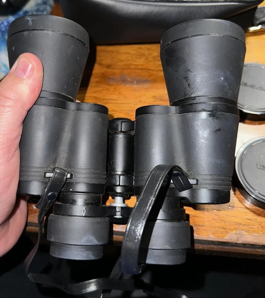Tasco Wide Angle and Rubber 2023BRZ 10x50 MM Binoculars w/Bag - Image 4 of 4