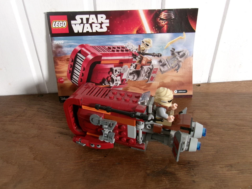 LEGO Star Wars 75099 Rey's Speeder, photo 4 sur 5