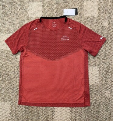 Nike Mens M Slim- Dri-FIT ADV Run Division TechKnit Running Shirt