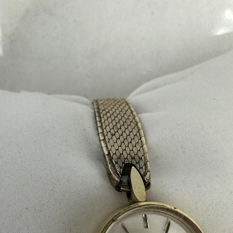 Vintage Omega Petite Relógio Feminino, Ouro 14K B&A, Relógio Elegante, Funcionando - Imagem 4 de 4