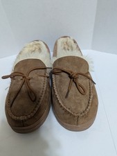 Lamo Women s Size 9 Fur Lined Suede Callie Moccasin Slippers.