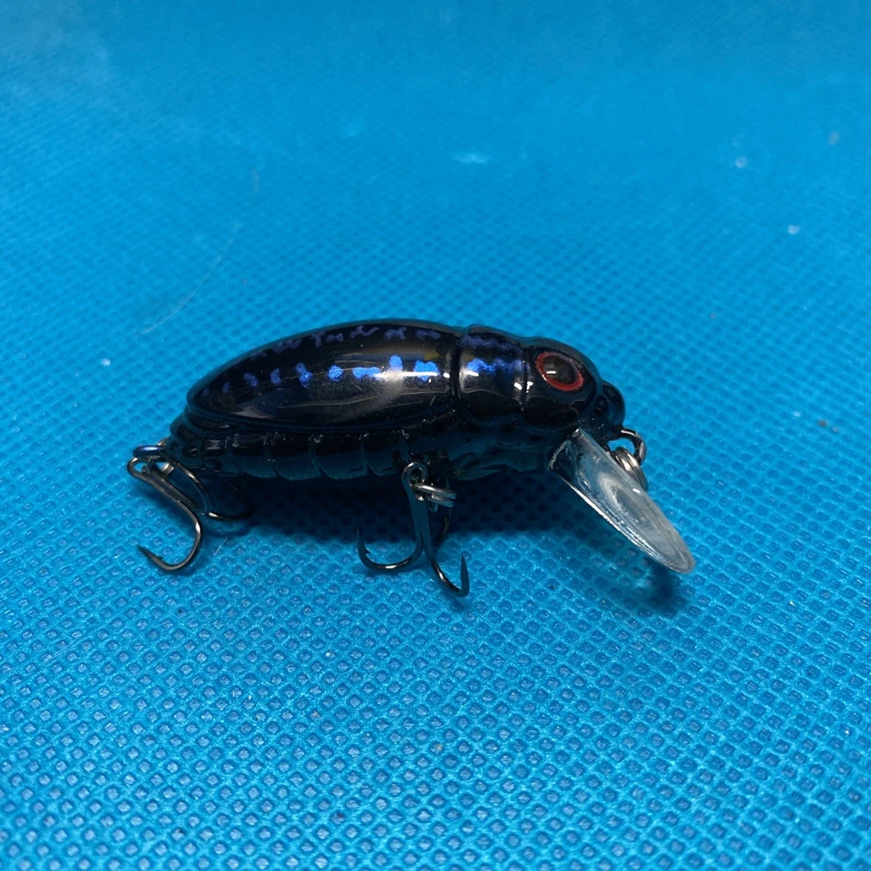 Strike Pro Beetle Buster 40 Shallow Diving Fishing Lure - Image 3 of 4