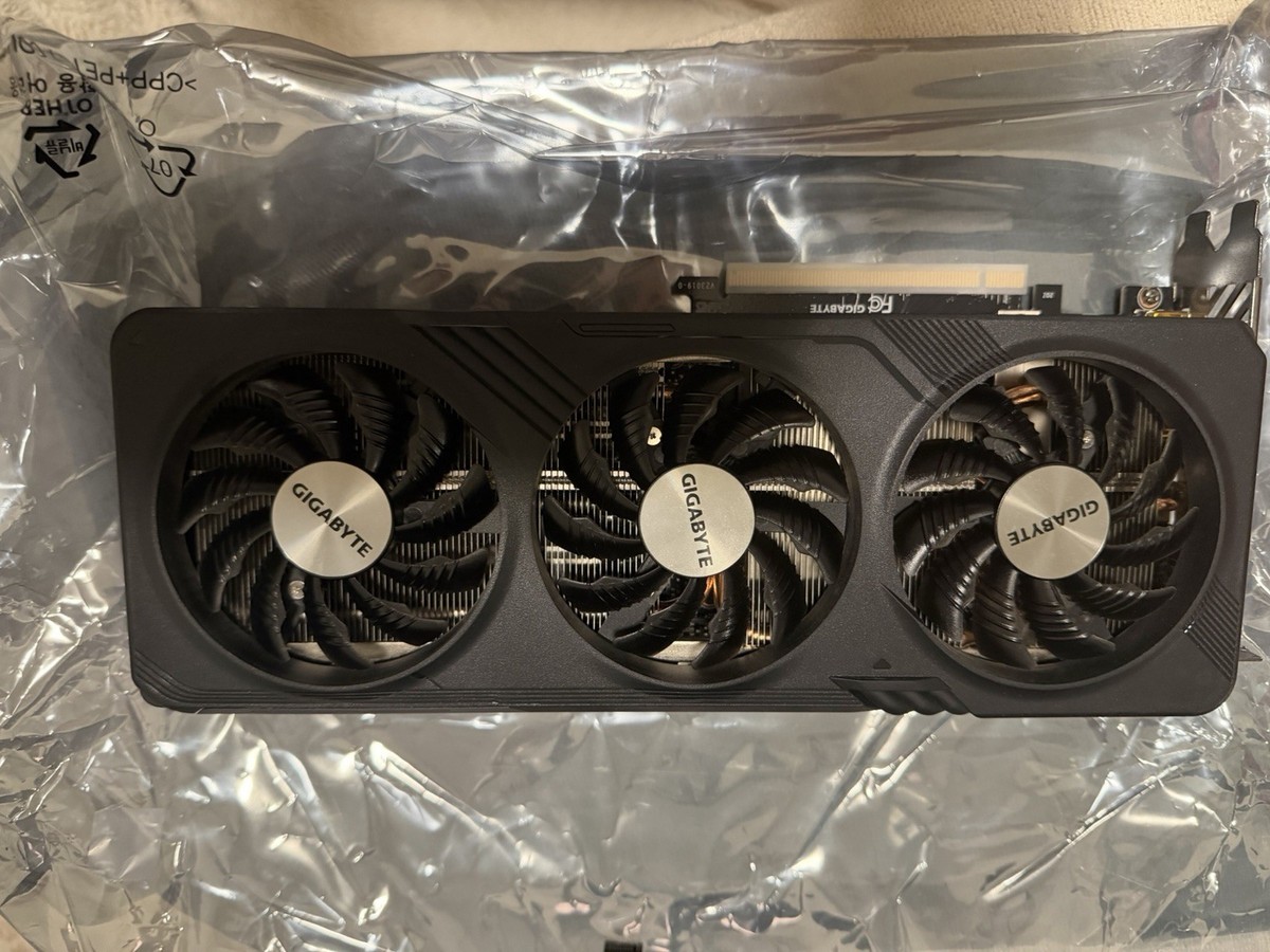GIGABYTE GeForce RTX 4060 Ti GAMING OC 8GB GDDR6 Graphics Card for