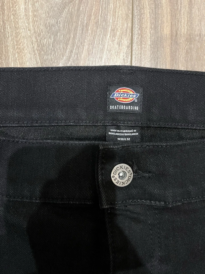 Dickies Skateboarding Black Denim Jeans Men’s Size 36x32 Black Faded Baggy - Image 3 of 4