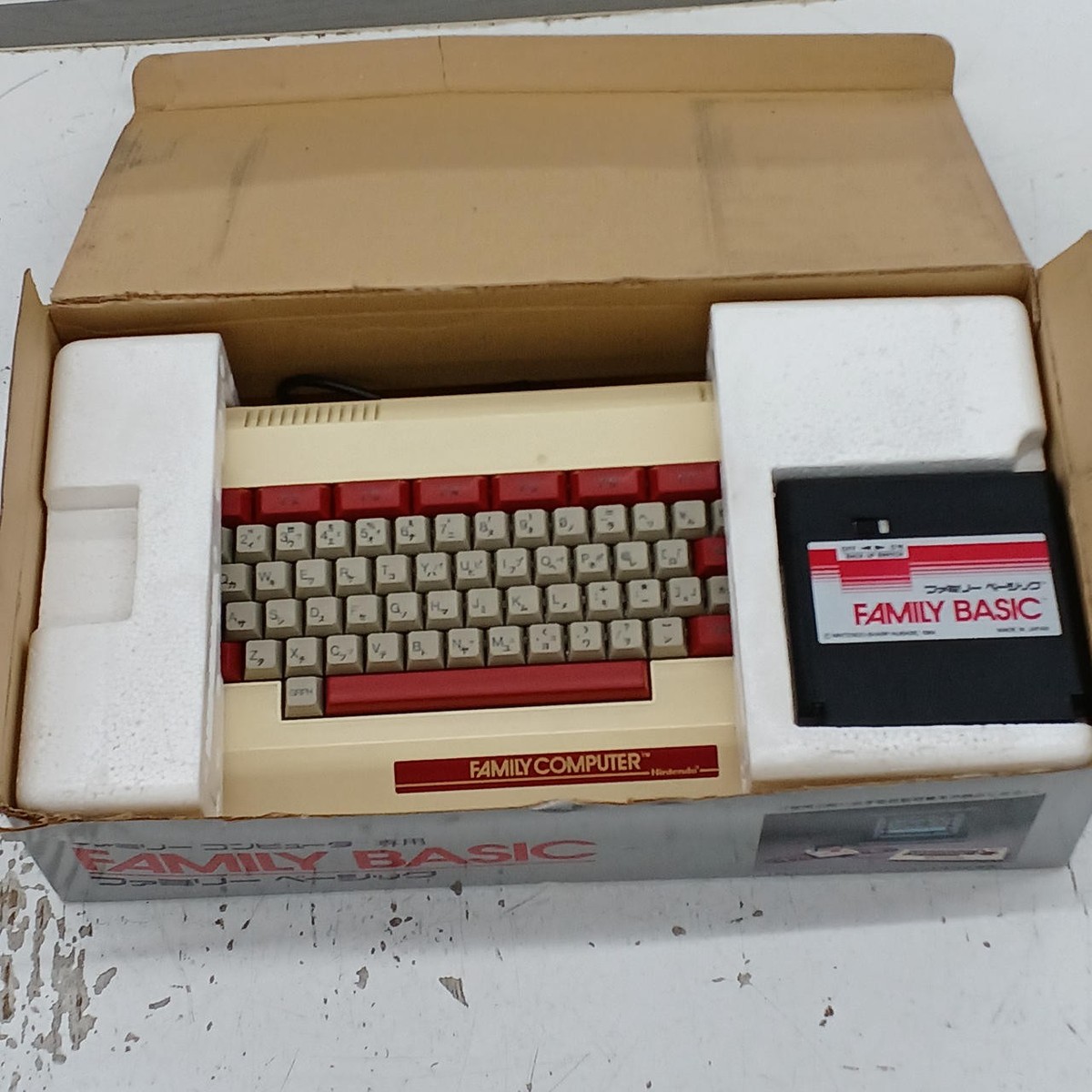 Nintendo Family Basic HVC-007 Programming Keyboard for Famicom