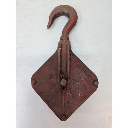 Vintage Pulley w/ Hook Diamond Shaped Cast Iron Steel Heavy Duty Industrial Farm