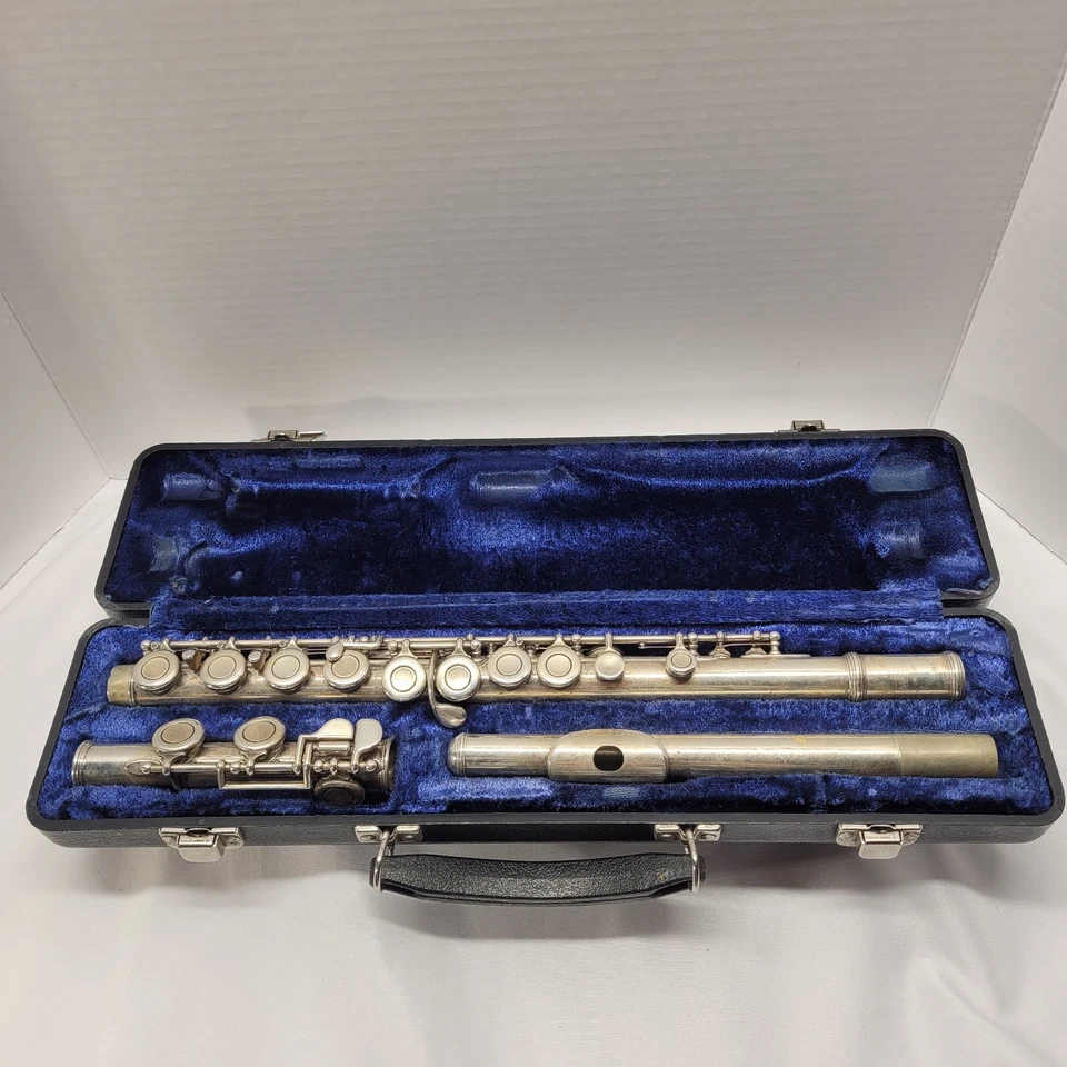 Flauta Armstrong 104 usada, plateada niquelada plata Foto 4 de 4