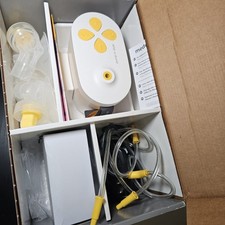 Medela Pump In Style MaxFlow Double Electric Breast Pump Battery Cords Tubes