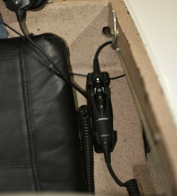 Bose X (A10) Aviation Headset Controller Mount | Clip-In | NO RAM SUCTION CUP - Foto 2