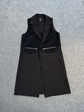 Forever 21 Black Sleeveless Sleeveless Coat Size M
