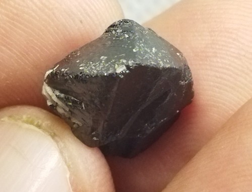 27 Cts Rare Tantalite Crystal Mineral Specimens 100% Natural from Afghanistan - Picture 7 of 9