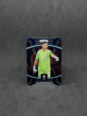 2024 Panini Prizm Copa America NO. 8 Emiliano Martinez, Argentina