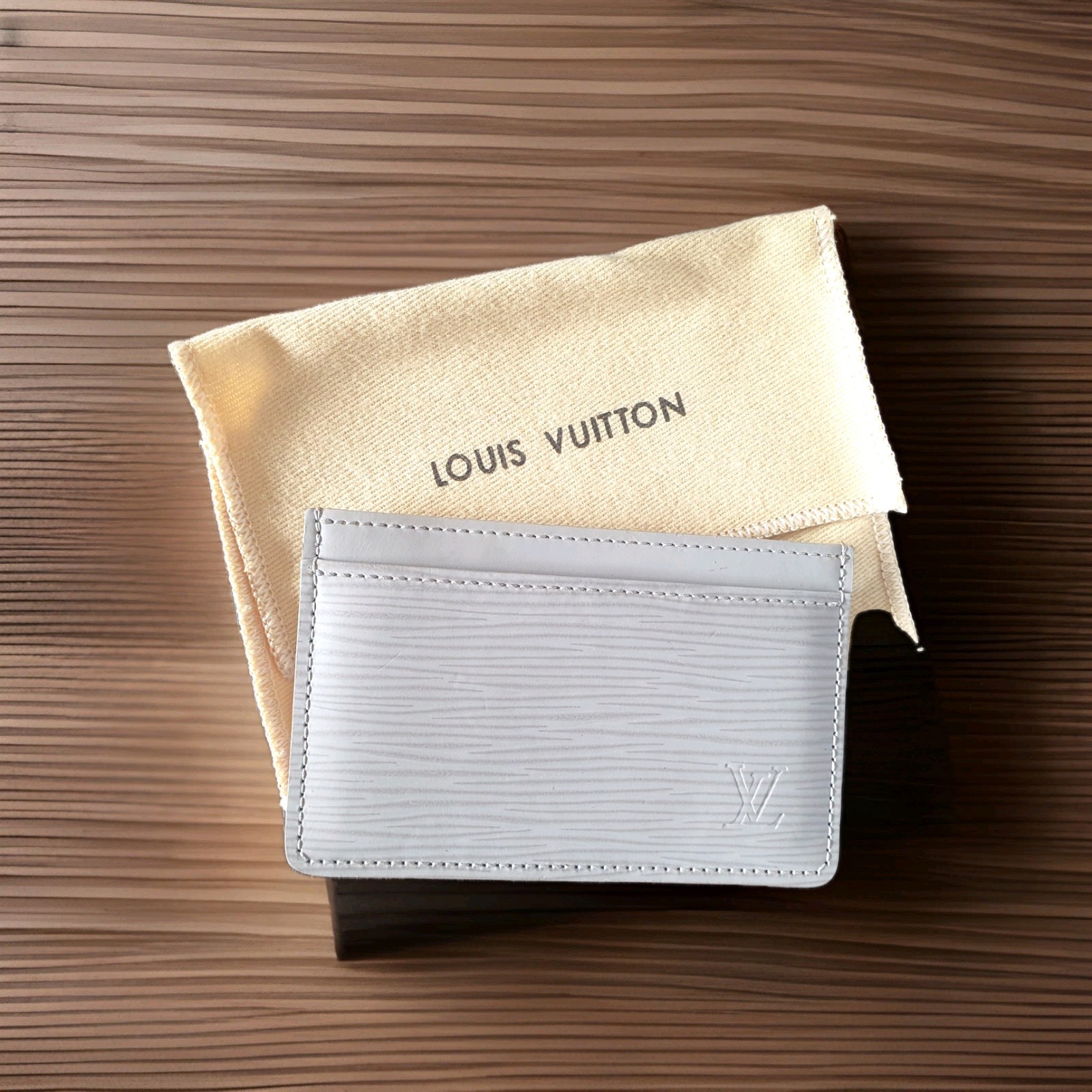 Genuine Louis Vuitton Embossed Card Case Holder Beige Maple RARE image 2