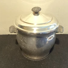 Vintage “Wm Rogers” ‘Paul Revere’ Plated Ice Bucket With Ornate Handle