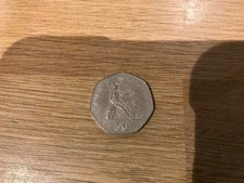 1977 UK 50p – Large Old Style Coin – Britannia & Queen Elizabeth II Free postage