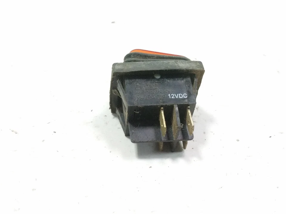 12 Can Am Commander 800R XT Control Button Switch T80 - Image 4 of 4
