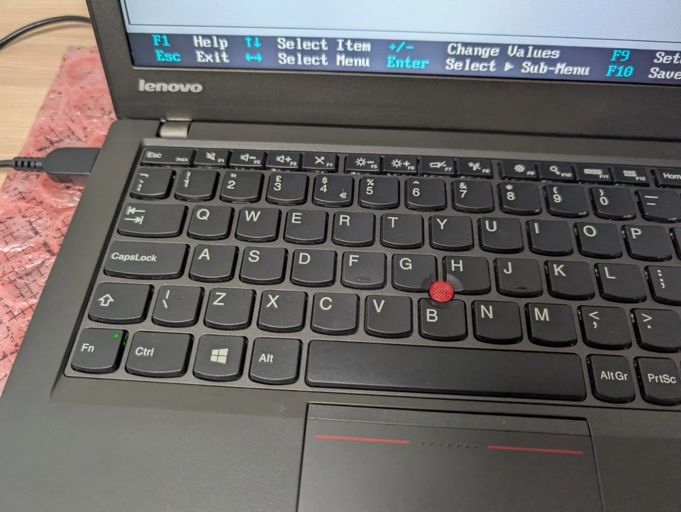 Lenovo ThinkPad X240 - Intel Core i5-4200U - 4GB Ram - No Storage - BIOS Locked - Image 4 of 4