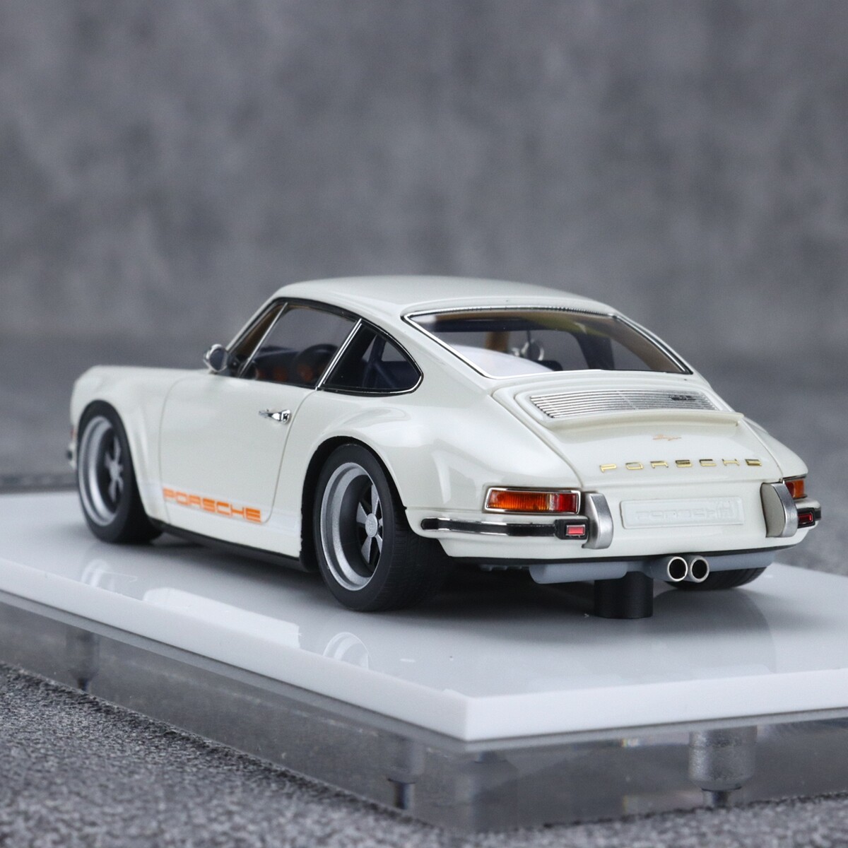 MakeUp Vision 1:43 Porsche Singer 911 964 Ivory White Modellautos