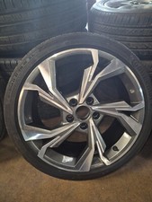 AUDI A3 S3 SPORTBACK 18in ALLOY WHEEL 8Y0601025H 8Jx18 225 40 18