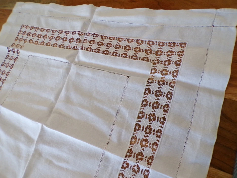 Linge ancien Napperon Centre de table en lin et dentelle - Photo 3/4