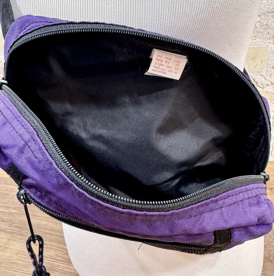 VINTAGE Jansport Fanny Pack Large Purple USA Made Hip Waist Hiking Bag