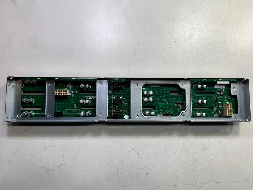 Netgear RNR-12A BACKPLANE TESTED 12 Bay SATA NAS Cables Included Rackmount - Image 3 of 4