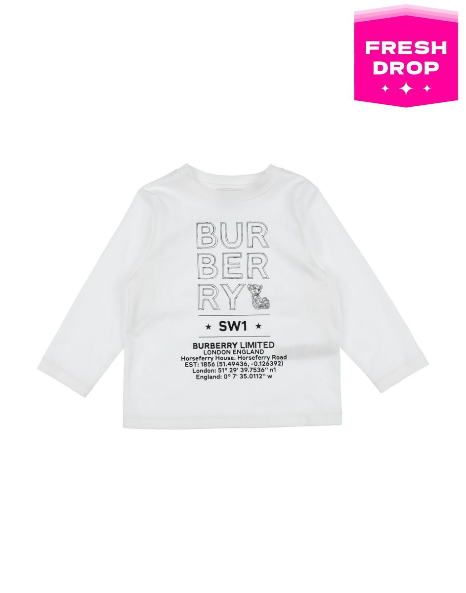 BURBERRY キッズ　Tシャツ　6Y BURBERRY キッズ Tシャツ 6Y 【公式通販】