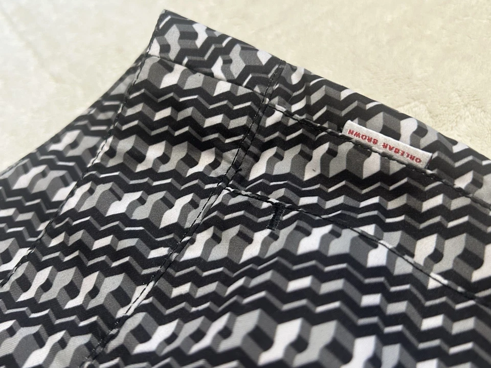 Orlebar Brown Shorts Mens Size 31 OB Classic Dane Beach Lined Swim Trunks Geo - Image 3 of 4