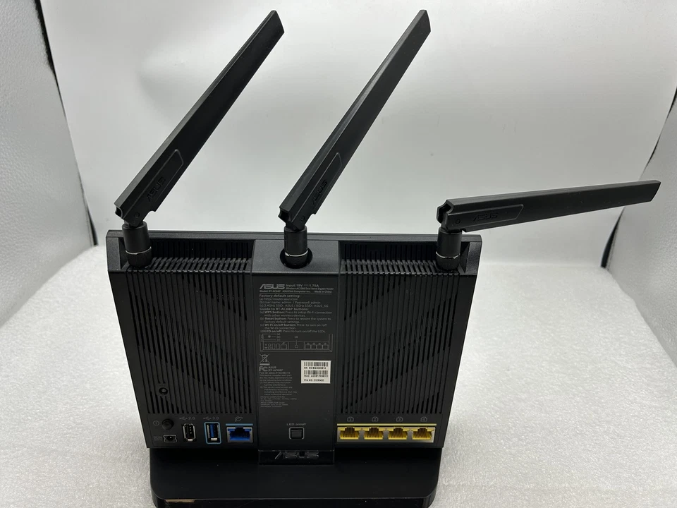 RESET ASUS RT-AC68U AC1900 1300 Mbps 4 Port Gigabit Wireless AC Router NO AC - Image 3 of 4