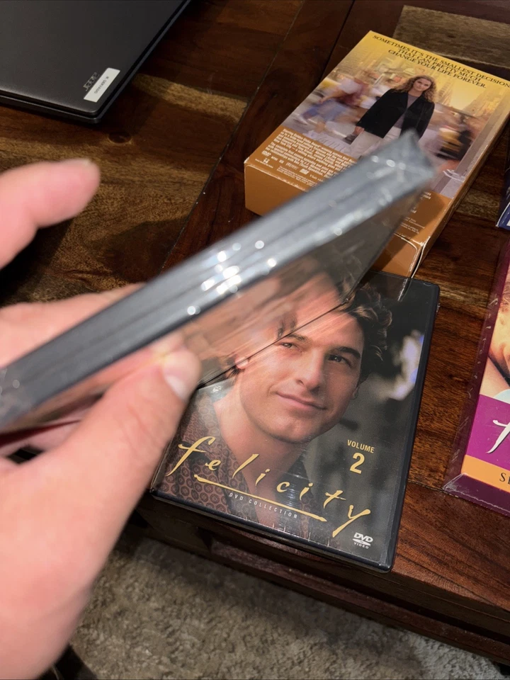 FELICITY полный серии сезонов 1-3 DVD бокс-сеты - Бесплатная доставка - Изображение 4 из 4