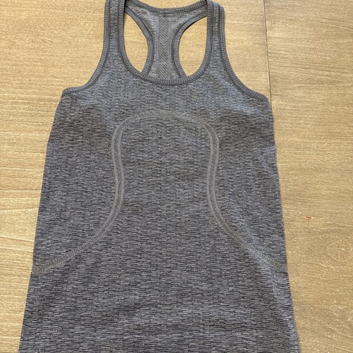 Lululemonn Swiftly Tech Racerback in Heathered Denim Blue Size 8 - Picture 2 of 2