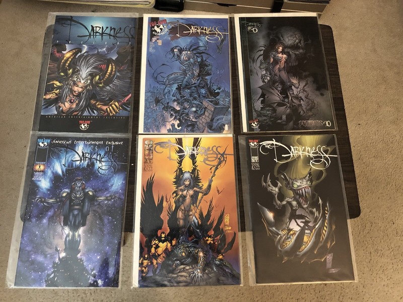 The Darkness Lot Of 16 Comic Books