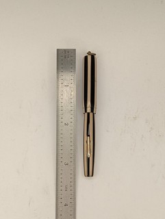 Peter Pan Black and Cream Stripe Fountain Pen As Found 14k Gold Nib %