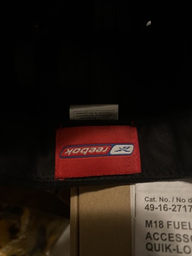 Cappello vintage argento e nero Oakland LA Las Vegas RAIDERS 3X Super Bowl NFL Champions - Foto 4 di 5