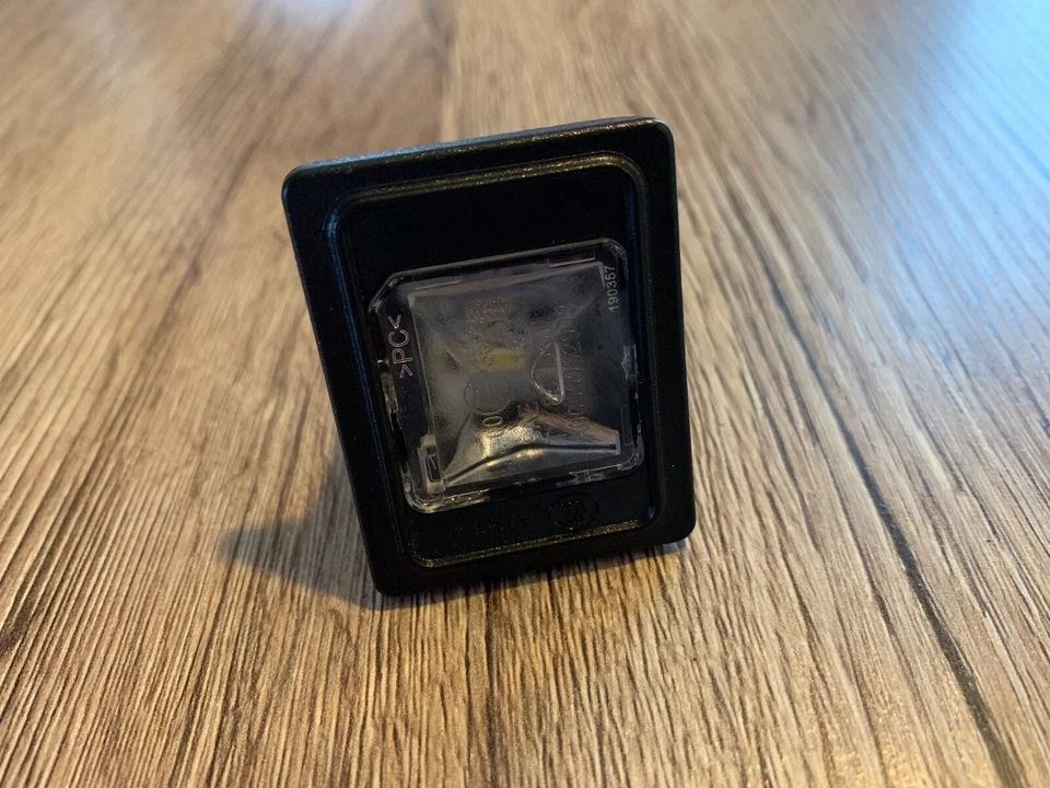 Mercedes W117 W156 W166 W172 W204 W205 W253 W293 Rear License Plate Light Lamp - Image 2 of 4