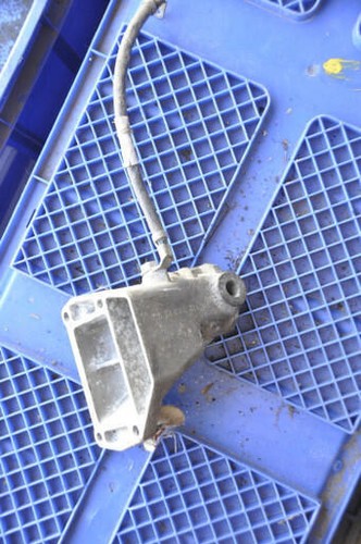 1) DD-12 MERCEDES BENZ A1122231204 OEM (USED) ENGINE MOUNT RIGHT 3.2L 3.7L Ml320 - Picture 3 of 17
