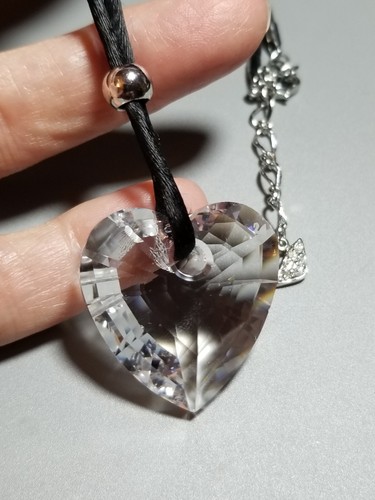 Swarovski Large Heart Genuine Crystal  in Black Silk & Silver Metal 18"-20" - Afbeelding 13 van 23