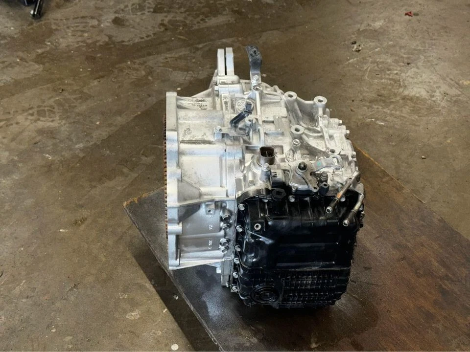 Transmisión automática 1,8 L sedán ID 450026336 2014 2015 KIA FORTE 30 K MILLAS Foto 2 de 4